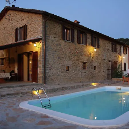 Picturesque Holiday In With Shared Pool Casa de Férias Modigliana