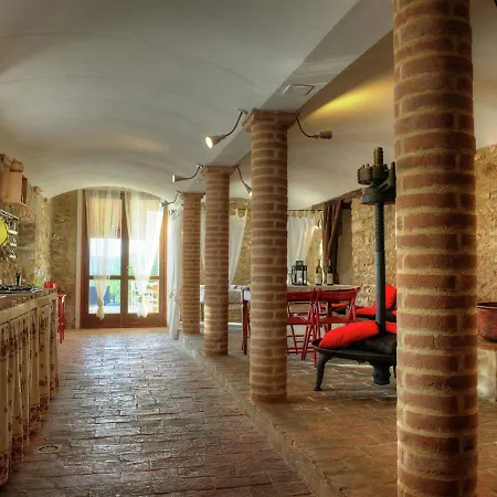 Picturesque Holiday In With Shared Pool * Modigliana